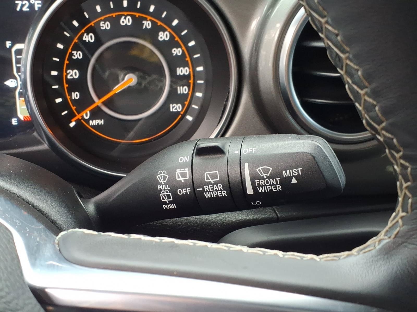 Used 2019 Jeep Wrangler Unlimited Sahara w/ Uconnect 4C Nav & Sound Group AWD/4WD image 25