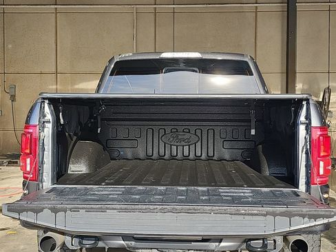 Used 2018 Ford F150 Raptor w/ Equipment Group 802A Luxury image 12