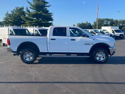 Used 2014 RAM 2500 Tradesman w/ Chrome Appearance Group AWD/4WD image 6