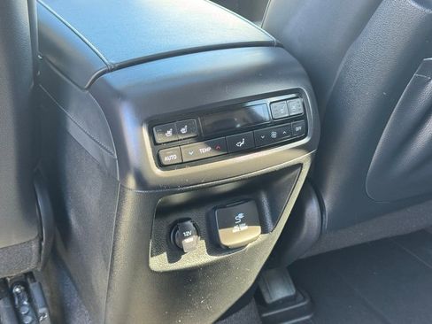 Used 2022 Hyundai Palisade Limited w/ Cargo Package image 14