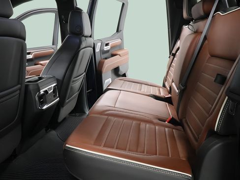 Used 2024 GMC Sierra 1500 Denali Ultimate AWD/4WD image 26