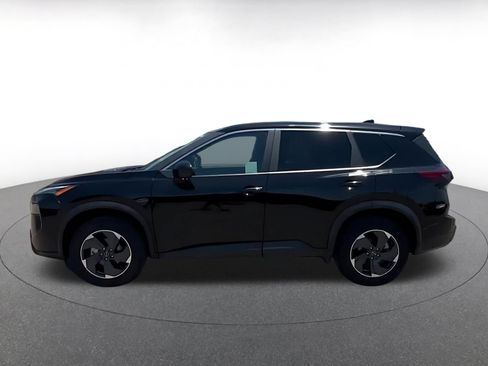 Used 2025 Nissan Rogue SV AWD/4WD image 9