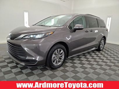 Used 2024 Toyota Sienna LE