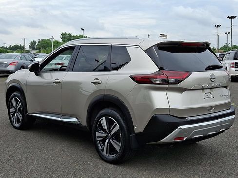 Certified 2023 Nissan Rogue Platinum w/ Platinum Premium Package AWD/4WD image 4