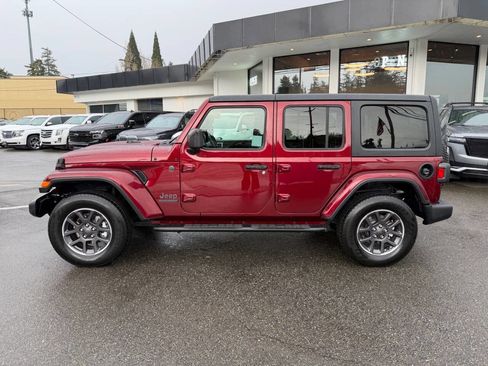 Used 2021 Jeep Wrangler Unlimited Sport AWD/4WD image 2