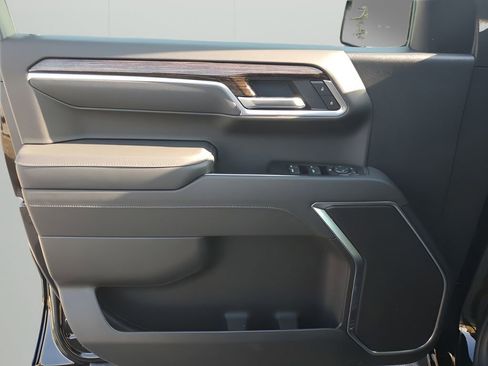 New 2026 GMC Sierra 1500 Elevation image 26