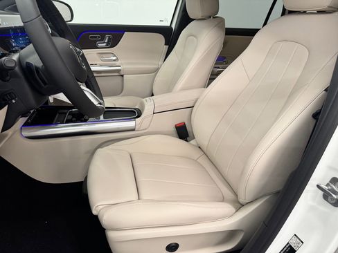 Certified 2026 Mercedes-Benz GLA 250 4MATIC image 2