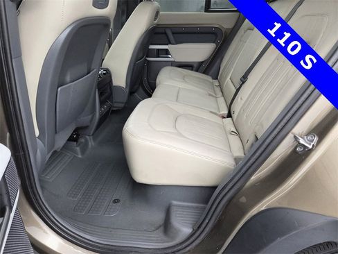 Used 2022 Land Rover Defender 110 S image 20