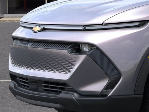 New 2026 Chevrolet Equinox EV LT image 15