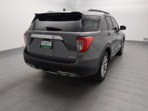 Used 2023 Ford Explorer XLT w/ Equipment Group 202A AWD/4WD image 7