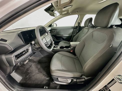 Used 2025 Kia K4 FWD image 13