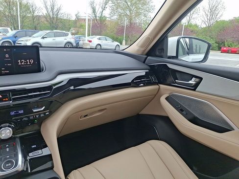 Used 2022 Acura MDX SH-AWD image 16