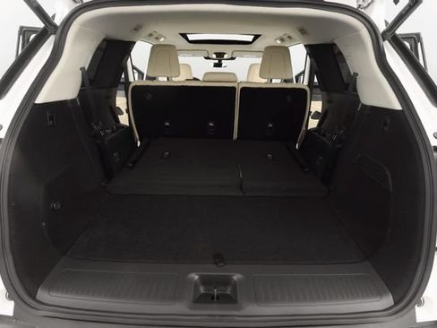 Used 2025 INFINITI QX60 Luxe AWD/4WD image 36