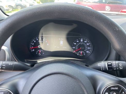 Used 2021 Kia Soul S FWD image 15