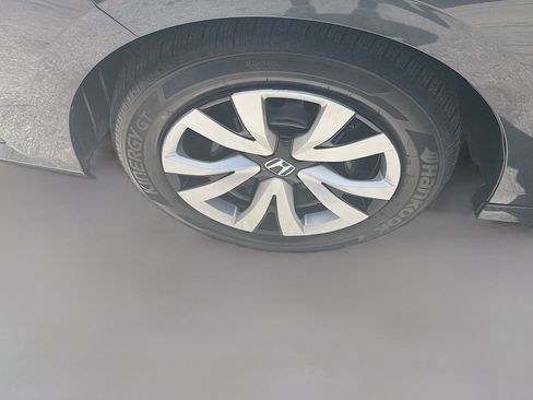 Used 2024 Honda Civic LX image 35