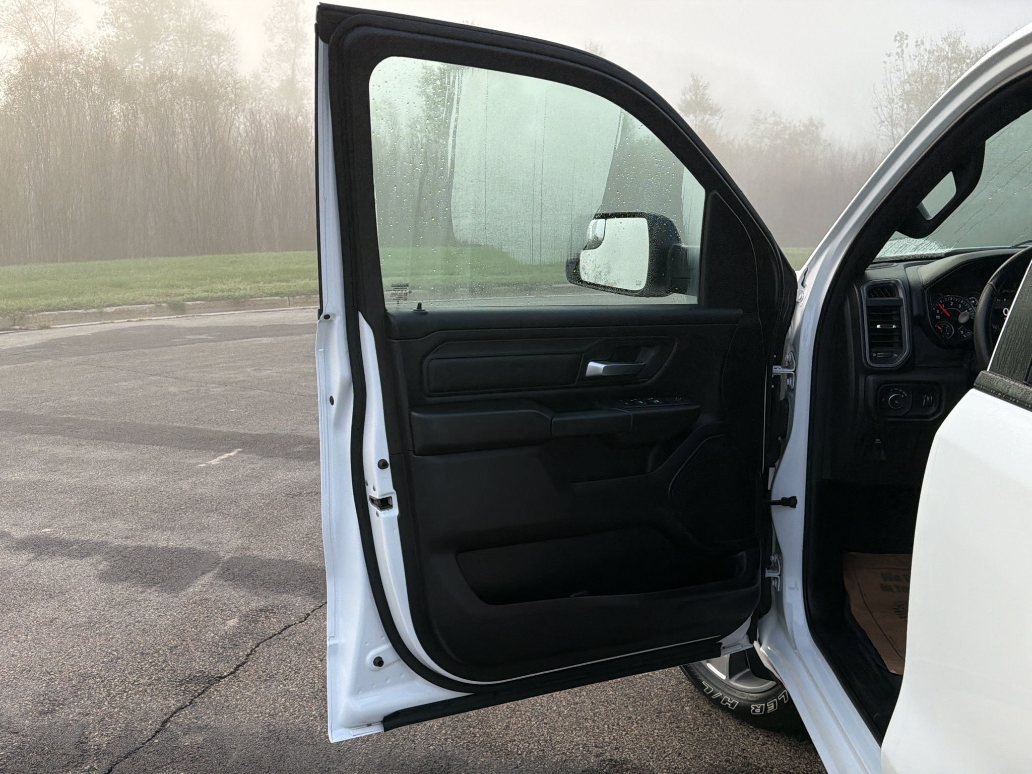 Used 2023 RAM 1500 Tradesman AWD/4WD image 10