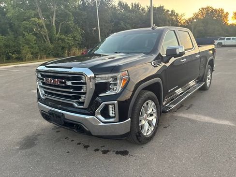 Used 2020 GMC Sierra 1500 SLT w/ SLT Premium Package AWD/4WD image 3