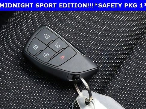 Used 2026 Chevrolet Traverse LT w/ Midnight/Sport Edition image 30