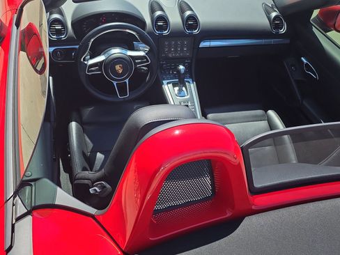 Used 2019 Porsche 718 Boxster image 26