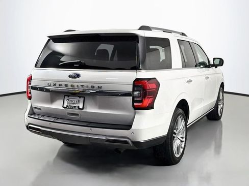 Used 2023 Ford Expedition Limited AWD/4WD image 7