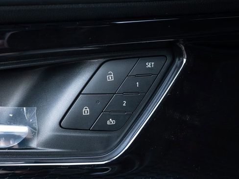 New 2026 Chevrolet Blazer EV RS image 21