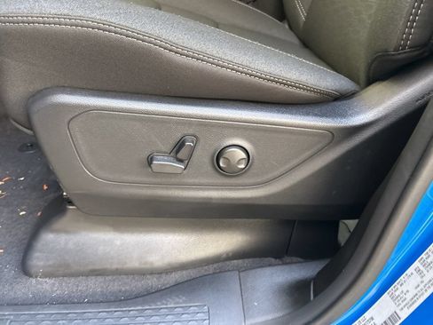 Used 2025 RAM 1500 Big Horn AWD/4WD image 45