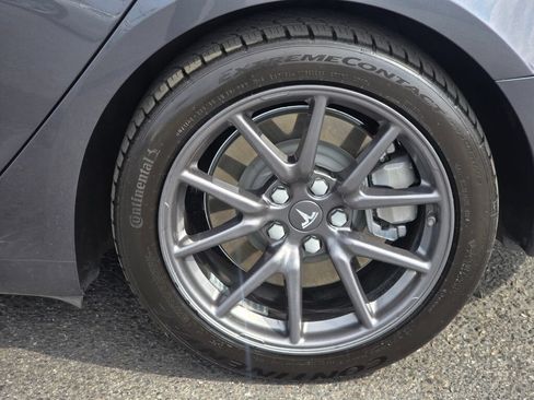 Used 2018 Tesla Model 3 Long Range RWD image 10