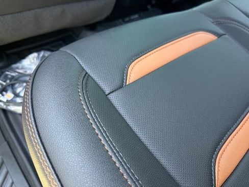 New 2025 GMC Sierra 1500 AT4 w/ AT4 Premium Package image 23