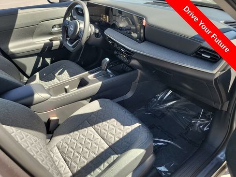 Used 2026 Nissan Kicks SV w/ SV Premium Package FWD image 19