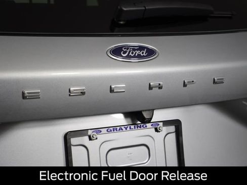 Used 2024 Ford Escape ST-Line Select image 23