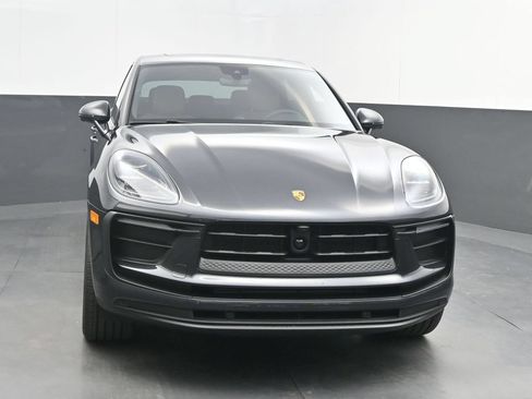 New 2026 Porsche Macan AWD/4WD image 10
