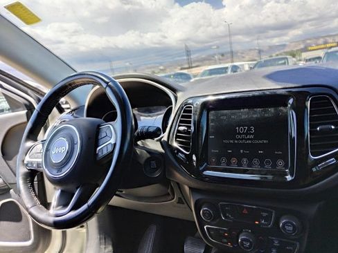 Used 2021 Jeep Compass Limited AWD/4WD image 15