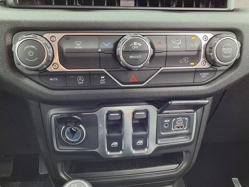 New 2026 Jeep Wrangler Sport AWD/4WD image 10
