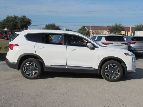 Used 2023 Hyundai Santa Fe SEL Premium image 2