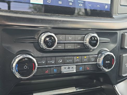 Certified 2023 Ford F150 Platinum w/ Equipment Group 701A High AWD/4WD image 19