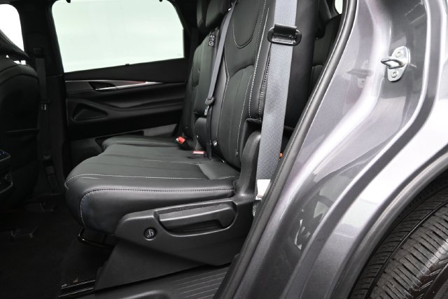 Used 2024 INFINITI QX60 Luxe w/ Cargo Package AWD/4WD image 11