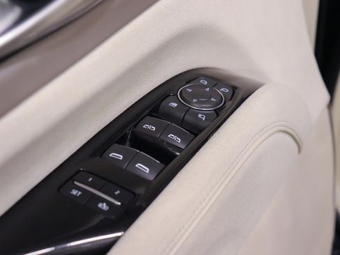 Certified 2022 Cadillac Escalade ESV Sport Platinum image 12