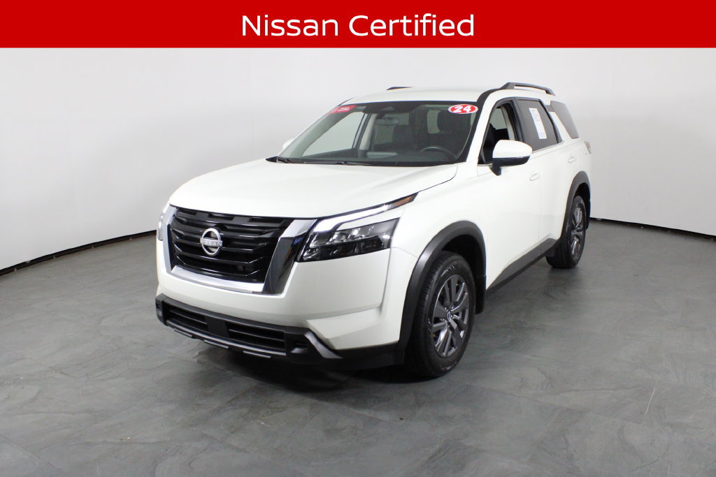 Certified 2024 Nissan Pathfinder SV FWD image 2