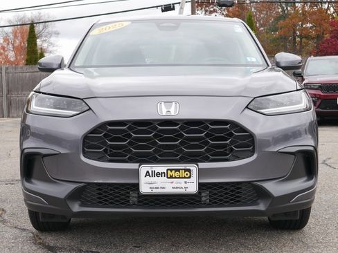 Used 2025 Honda HR-V LX image 2
