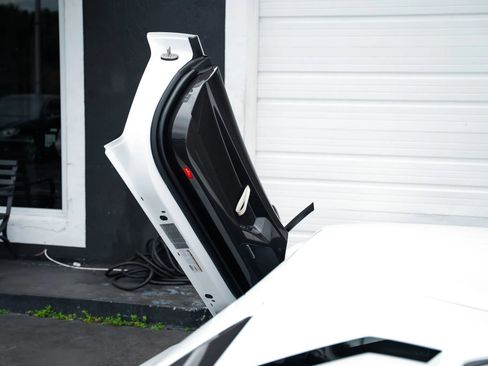 Used 2019 Lamborghini Aventador SVJ AWD/4WD image 54
