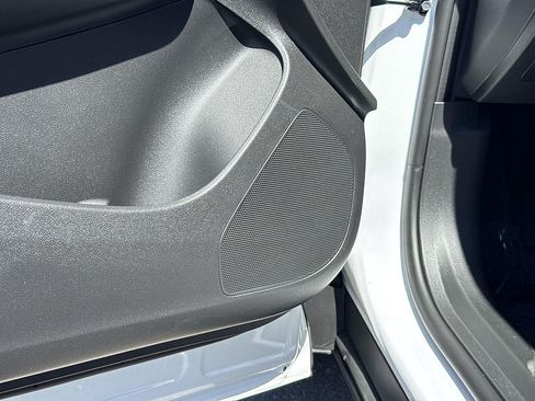 New 2026 Buick Envista Preferred FWD image 19