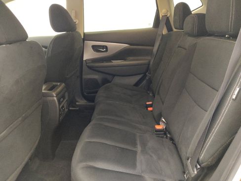 Used 2019 Nissan Murano S FWD image 18
