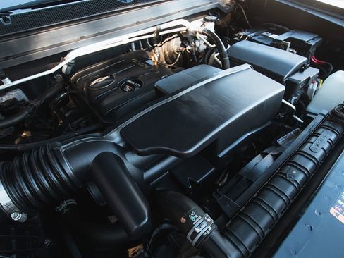 Used 2019 Chevrolet Colorado LT image 29