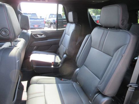Certified 2022 Chevrolet Tahoe RST w/ Luxury Package AWD/4WD image 23