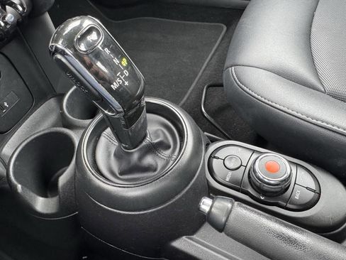 Used 2022 MINI Cooper Convertible image 17