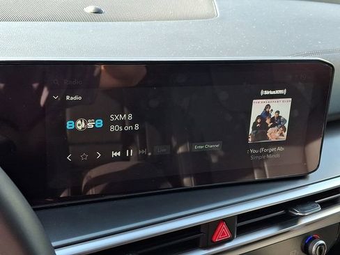 Used 2025 Kia Sorento S w/ Panoramic Sunroof Package image 18