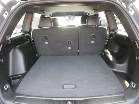 Used 2024 Jeep Grand Cherokee Limited AWD/4WD image 18