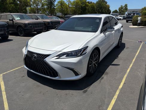 Used 2023 Lexus ES 350 w/ Premium Package FWD image 1