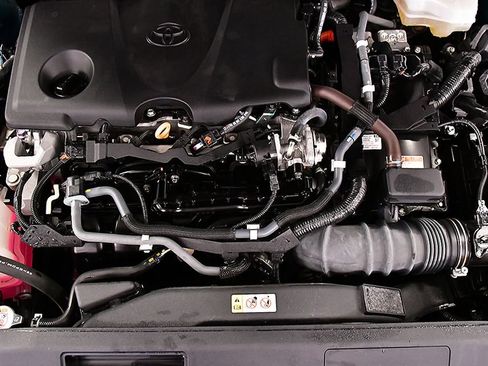 Used 2022 Toyota Camry XSE w/ Navigation Upgrade Package FWD image 30