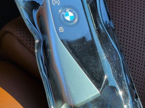 Certified 2024 BMW X7 xDrive40i w/ M Sport Package image 37